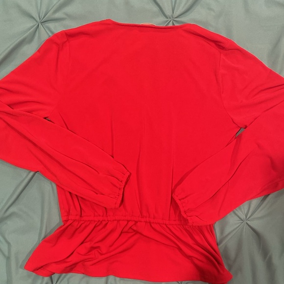 Michael Kors
Small
Never worn - Picture 2 of 2